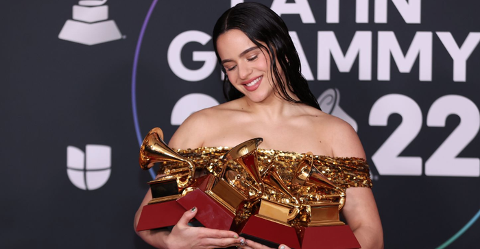 Rosalía Jorge Drexler Y Bad Bunny Triunfaron En La Noche De Los Latin Grammy 2022 Café Con 